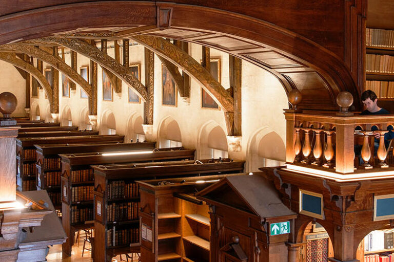 Oxford library, Oxbridge preparation